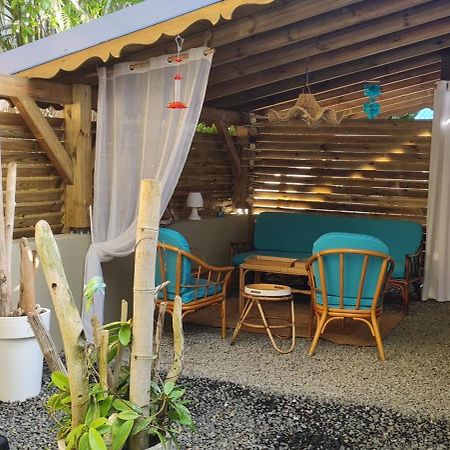 Gite Kaz A Topaze, Piscine, Jardin Tropical Sainte-Rose Exteriér fotografie